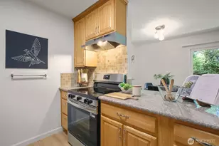12429 NE 130th Ct, Kirkland, WA 98034 - Photo 6