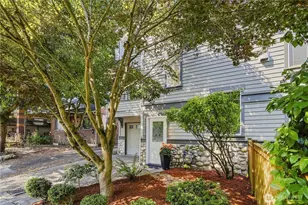 6513 24th Ave NE, Seattle, WA 98115 - Photo 2