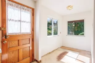 1921 41st Ave SW, Seattle, WA 98116 - Photo 22