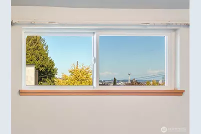 1921 41st Avenue SW, Seattle, WA 98116 - Photo 28