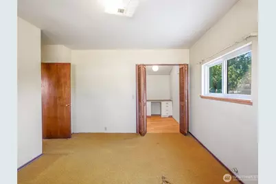 1921 41st Avenue SW, Seattle, WA 98116 - Photo 26