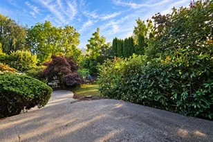 1921 41st Ave SW, Seattle, WA 98116 - Photo 10