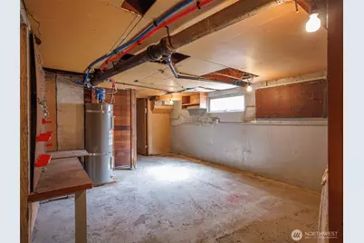 1921 41st Avenue SW, Seattle, WA 98116 - Photo 36