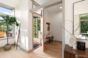 3420 33rd Ave W, Seattle, WA 98199 - Photo 6