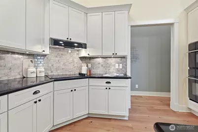 17006 37th Avenue NE, Lake Forest Park, WA 98155 - Photo 16