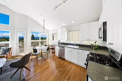 5953 California Avenue SW #2C, Seattle, WA 98136 - Photo 10
