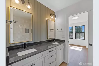 2815 25th Street #C, Everett, WA 98201 - Photo 18