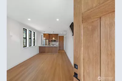 2815 25th Street #C, Everett, WA 98201 - Photo 4