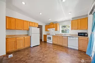 2443 Horizon View Ln, Richland, WA 99352 - Photo 16