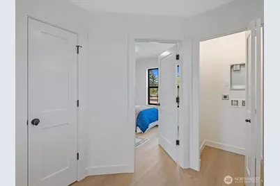 2817 25th Street #B, Everett, WA 98201 - Photo 16