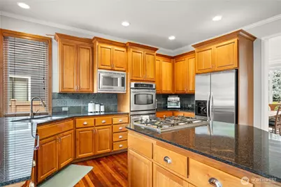 6767 Cascade Avenue SE, Snoqualmie, WA 98065 - Photo 12