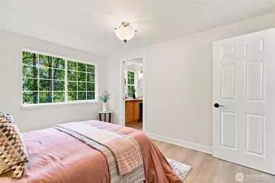 21205 NE 60th Place, Redmond, WA 98053 - Photo 12