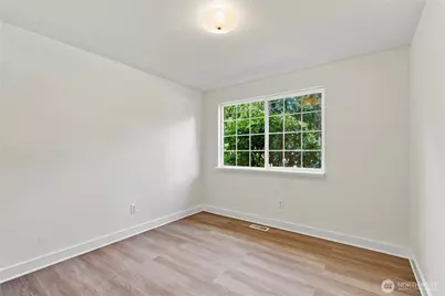21205 NE 60th Place, Redmond, WA 98053 - Photo 16