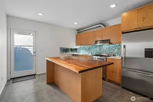 2207 15th Ave S, Seattle, WA 98144 - Photo 4