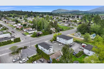 3316 E College Way, Mount Vernon, WA 98273 - Photo 6