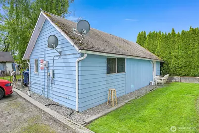3316 E College Way, Mount Vernon, WA 98273 - Photo 24