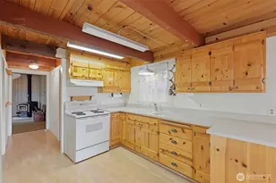 720 E Creekside Dr, Belfair, WA 98528 - Photo 16