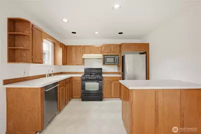 8914 30th Avenue NW, Seattle, WA 98117 - Photo 6