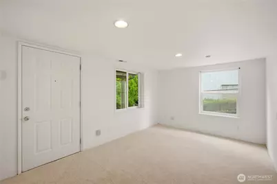 8914 30th Avenue NW, Seattle, WA 98117 - Photo 20