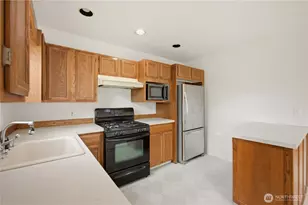 8914 30th Ave NW, Seattle, WA 98117 - Photo 4