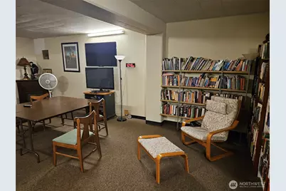 919 2nd Avenue W #407, Seattle, WA 98119 - Photo 18