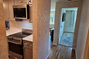 919 2nd Ave W, Seattle, WA 98119 - Photo 4