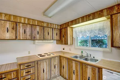 5900 64th Street NE #105, Marysville, WA 98270 - Photo 10