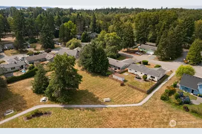 4898 Seafair Drive, Blaine, WA 98230 - Photo 36