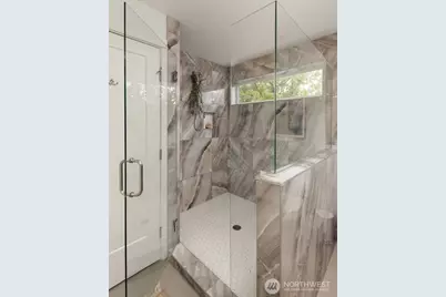 1829 11 Avenue W #D, Seattle, WA 98119 - Photo 22