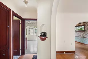 9917 NE 190th St, Bothell, WA 98011 - Photo 8