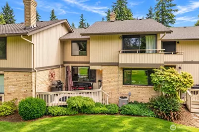 6530 NE 171st Place, Kenmore, WA 98028 - Photo 2