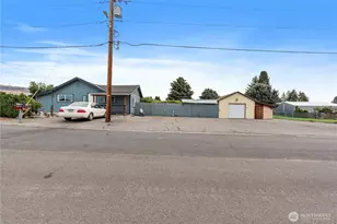 7 S Roland Ave, East Wenatchee, WA 98802 - Photo 2