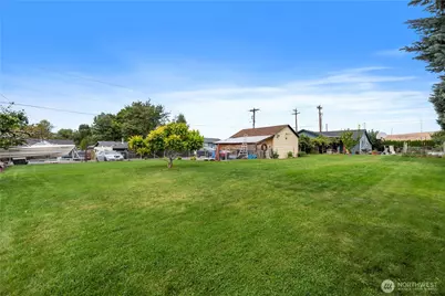 7 S Roland Avenue, East Wenatchee, WA 98802 - Photo 6