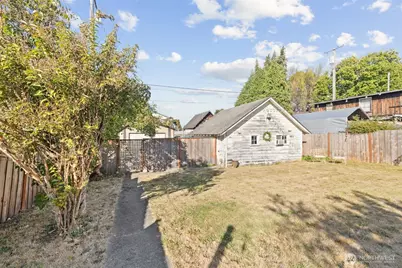 917 E 9th Street, Port Angeles, WA 98362 - Photo 30