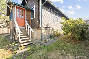 917 E 9th St, Port Angeles, WA 98362 - Photo 24