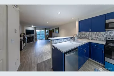 15917 Waynita Way NE #E206, Bothell, WA 98011 - Photo 6