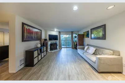 15917 Waynita Way NE #E206, Bothell, WA 98011 - Photo 8