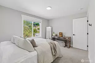 7504 S 129th Pl, Seattle, WA 98178 - Photo 34