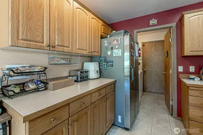 10710 185th Avenue E, Bonney Lake, WA 98391 - Photo 14