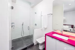 2112 N 46th St, Seattle, WA 98103 - Photo 28