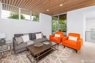 2112 N 46th St, Seattle, WA 98103 - Photo 14