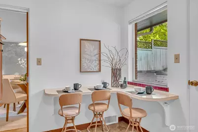 5711 38th Avenue NE, Seattle, WA 98105 - Photo 14