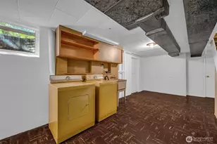 5711 38th Ave NE, Seattle, WA 98105 - Photo 20