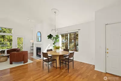 5299 164th Avenue SE #6-2, Bellevue, WA 98006 - Photo 4