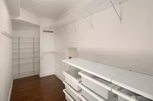 2313 E Mercer St, Seattle, WA 98112 - Photo 22