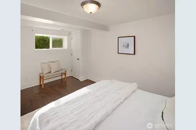 2313 E Mercer Street, Seattle, WA 98112 - Photo 28