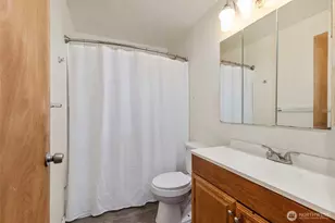 760 NW Firglade Dr, Bremerton, WA 98311 - Photo 16