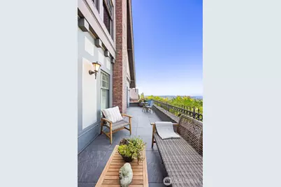 2218 E Prospect Street, Seattle, WA 98112 - Photo 20