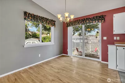 756 Oakhurst Drive, Pacific, WA 98047 - Photo 10