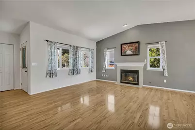 756 Oakhurst Drive, Pacific, WA 98047 - Photo 6